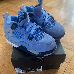 Jordan 4 Retro (TD) University Blue 8C